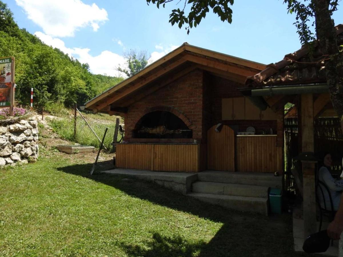 Omar & Una Apartmani Bihać Εξωτερικό φωτογραφία