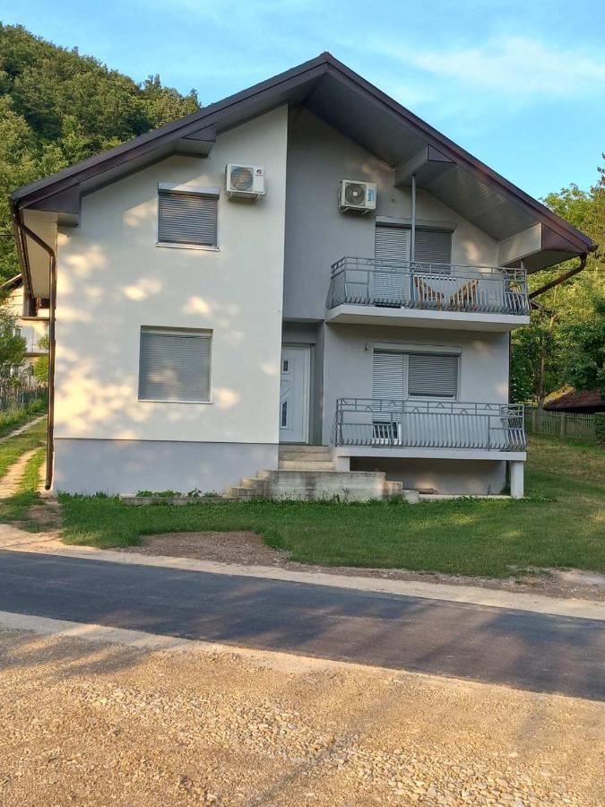 Omar & Una Apartmani Bihać Εξωτερικό φωτογραφία